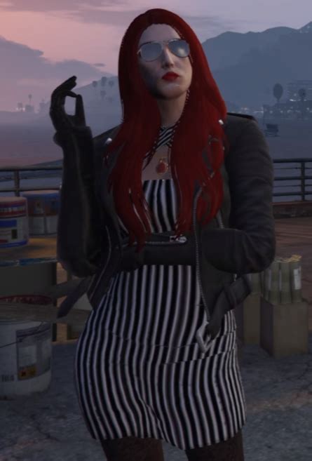 Barbra Thunk is a character role-played by Hammerxmarie. . Nancy nopixel